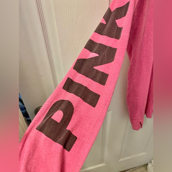 Victoria’s Secret PINK long sleeve shirt - Picture 4 of 4